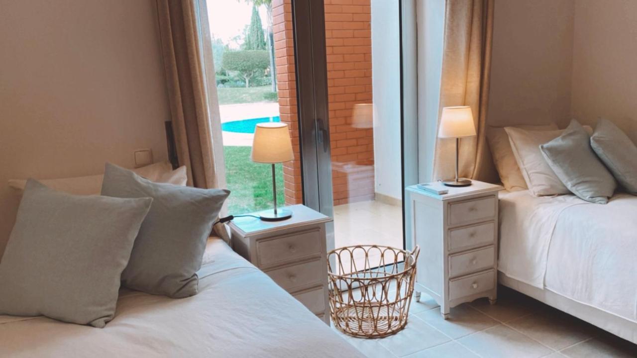 The Palm At The Palm Village 2 Bedrooms Apartment Віламора Екстер'єр фото
